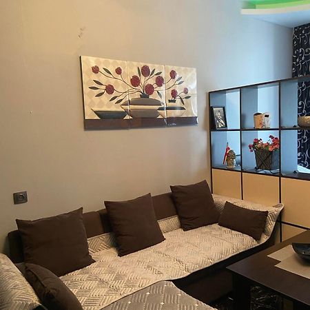 Apartment Vaja Fshavela N16 Батуми Екстериор снимка