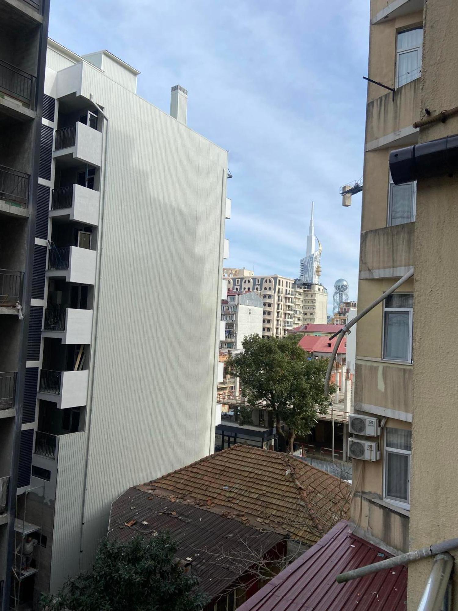Apartment Vaja Fshavela N16 Батуми Екстериор снимка