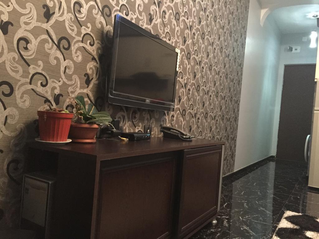Apartment Vaja Fshavela N16 Батуми Екстериор снимка