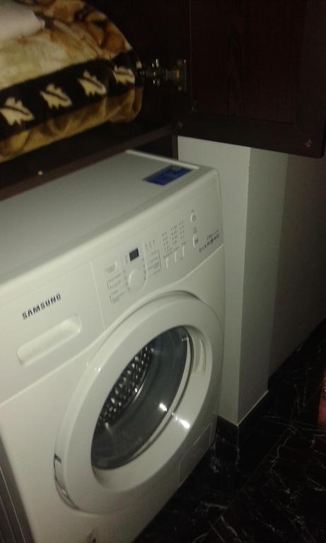 Apartment Vaja Fshavela N16 Батуми Екстериор снимка